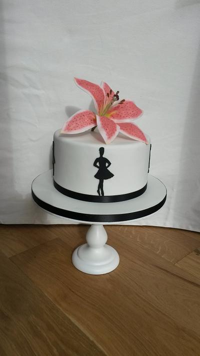 Irish dancing silhouettes & lily - Cake by Cakes by Bronagh