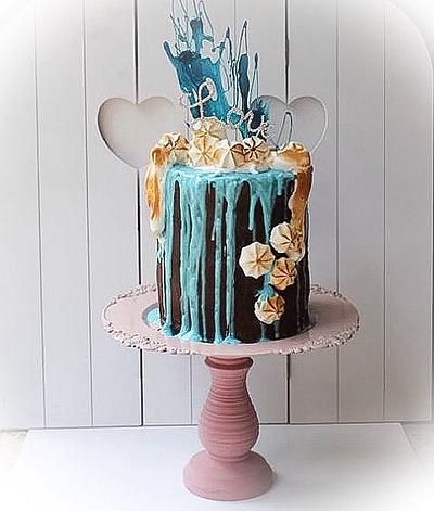 Love drip cake - Cake by Larissa Ubartas