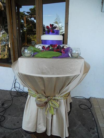 WEDDING CAKE - Cake by Karen de Perez