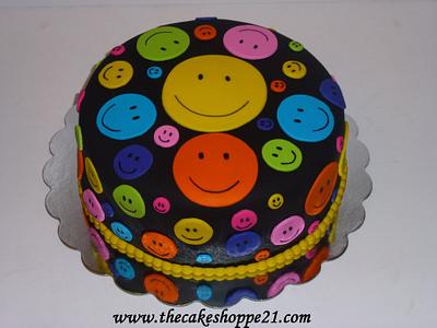 Happy Faces cake - Cake by THE CAKE SHOPPE