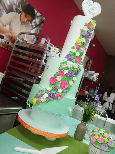 wedding cake floral flowers themed - Cake by Feber Johannes Pasaribu