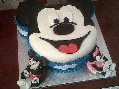 Mickey Mouse cake  - Cake by Andypandy