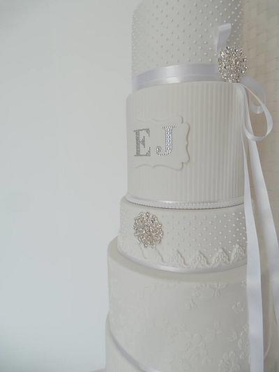 White Wedding - Cake by Sweet Bea's