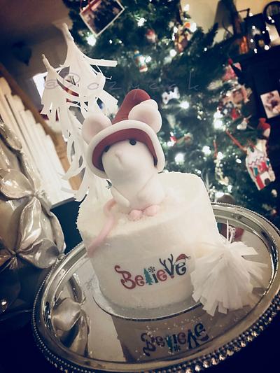 Christmas Mouse Mini Cake - Cake by Dozycakes