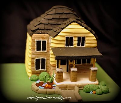 5" of Home Sweet Home - Cake by CBD