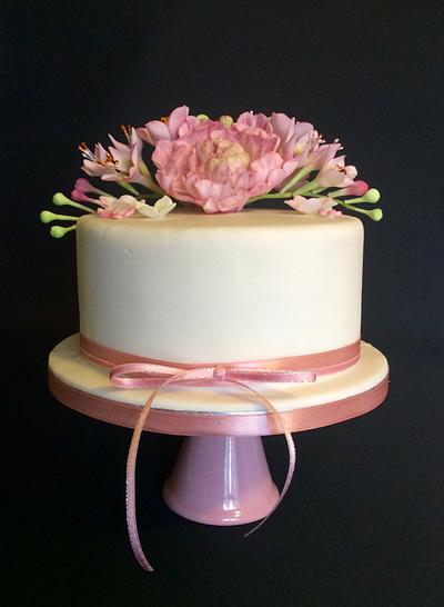 Something pretty - Cake by lorraine mcgarry
