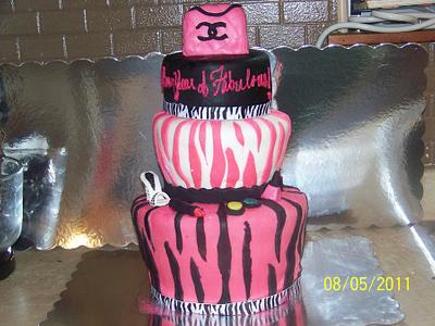 Another year of fabulous! - Cake by Tracy Buttermore