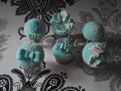 My new Tiffany inspired collection - Cake by Cupcakes la louche wedding & novelty cakes