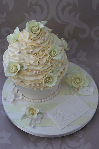 Pearl Wedding Anniversary Giant Cupcake. - Cake by Dulcie Blue Bakery ~ Chris