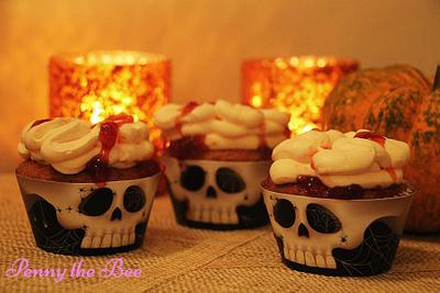 Halloween Skulls - Cake by Penny the Bee