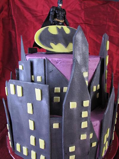 Gotham City - Cake by Elyse Rosati
