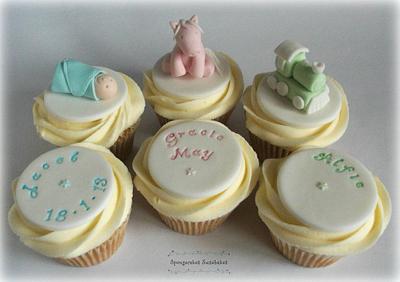 Baby Cupcakes - Cake by Spongecakes Suzebakes
