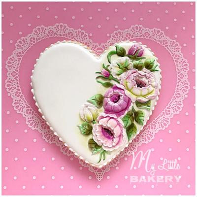 Floral heart cookie - Cake by Nadia "My Little Bakery"
