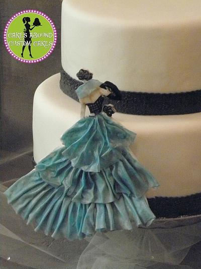 Vintage Lady in Blue - Cake by Cakes Abound