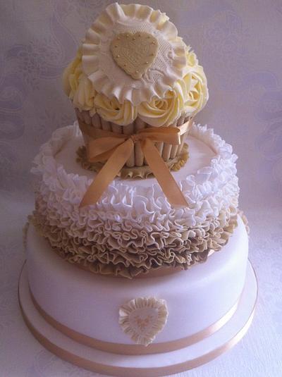 Wedding Ruffles  - Cake by Chrissy Faulds