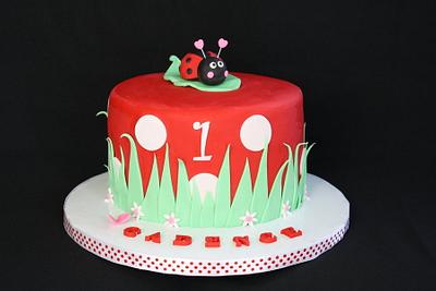 Ladybug Cake - Cake by CakeCreationsCecilia