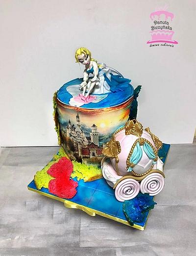 Cinderella - Cake by danadana2