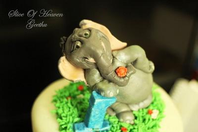 Horton hears a Who? - Cake by Slice of Heaven By Geethu