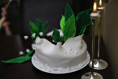 Spring lily of the the valley - Cake by Alexandra