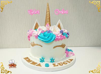 Unicorn flower cake - Cake by Gele's Cookies