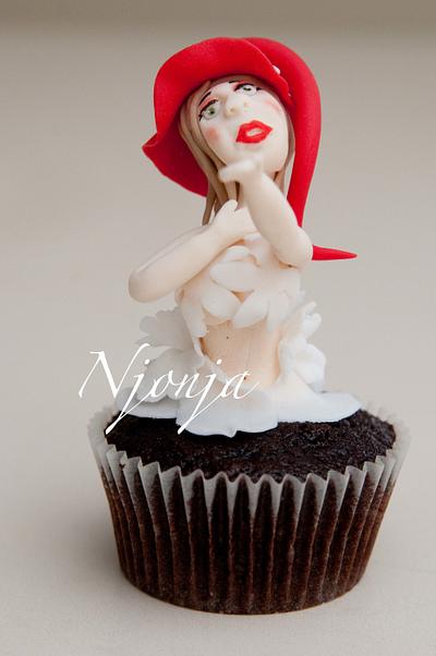 White Elf Cupcake Topper - Cake by Njonja