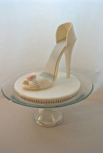 stiletto  - Cake by Magda's cakes