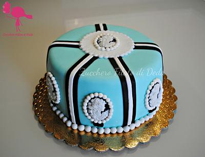 Tiffany Blue Cameo cake - Cake by Zucchero Filato di Deda