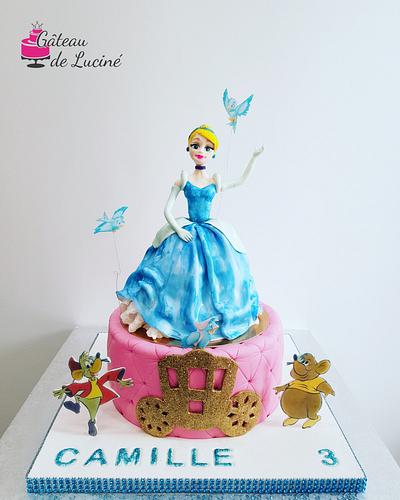 Cinderella  - Cake by Gâteau de Luciné