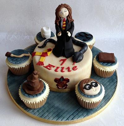 Harry Potter themed cake & cupcakes - Cake by Sugar Sweet Cakes