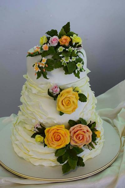 wedding cake - Cake by CroquembouchebyruthB