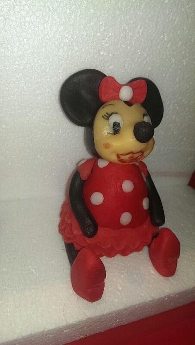 Minnie Mouse cake topper - Cake by Ira84