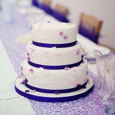 Violet wedding cake - Cake by Dasa