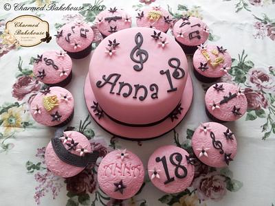 Musical cake & cupcakes - Cake by Charmed Bakehouse