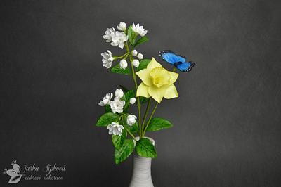 Jasmine, Daffodil - Cake by JarkaSipkova