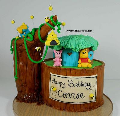 Winnie The Pooh & bees - Cake by iriene wang