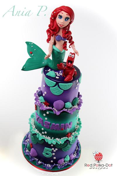 Little Mermaid and Sebastian  - Cake by RED POLKA DOT DESIGNS (was GMSSC)