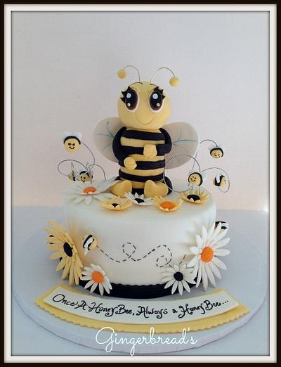 Honeybee cake - Cake by gingerbreads