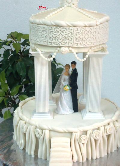 White wedding cake - Cake by Prachi Dhabaldeb