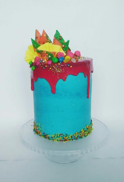 Drip cake  - Cake by Daria