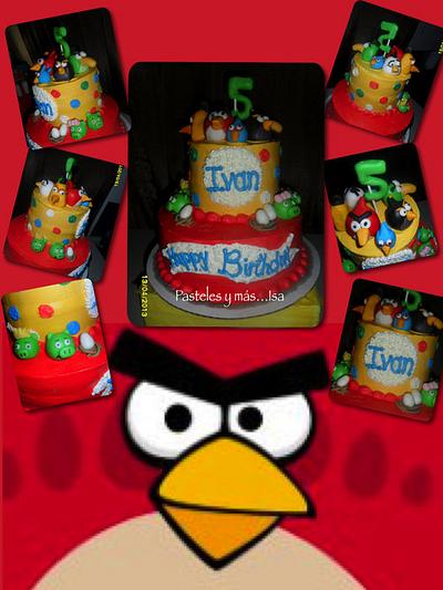 ANGRY BIRDS CAKE - Cake by Pastelesymás Isa
