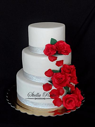 red rose cake - Cake by stella reito