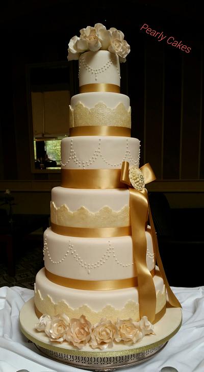 Gold Wedding Cake  - Cake by Pearly Cakes 