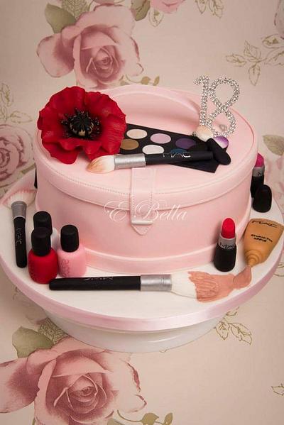 beauty box - Cake by EBella