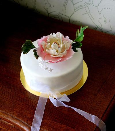 glutten free gumpaste peony - Cake by Jiřina Matějková