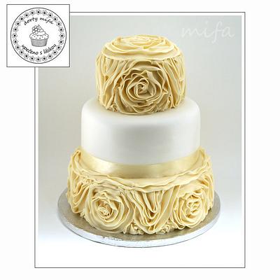 Ivory Ruffle Wedding Cake - Cake by Michaela Fajmanova