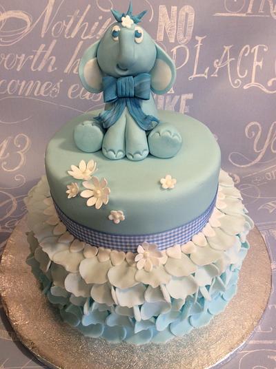 Lil Ellie  - Cake by Bakinglady