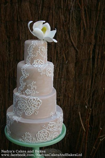 lace and magnolia cake - Cake by Nadya