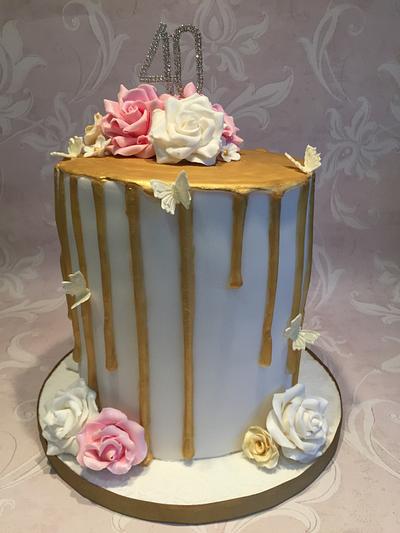 40th birthday cake for Helen - Cake by Roberta