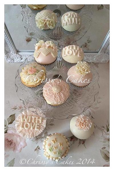 Peaches and cream cupcakes  - Cake by Chrissy Faulds