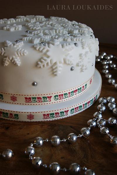 The Silver Winter Cake - Cake by Laura Loukaides